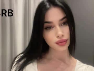 girl
        theaura cam image #10905