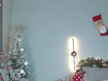 girl Scandalous Cam Girls - Unleash Your Wild Side! with friedapostma