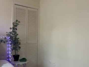 girl Scandalous Cam Girls - Unleash Your Wild Side! with willoww888