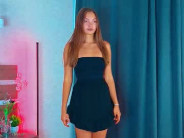 girl Scandalous Cam Girls - Unleash Your Wild Side! with susanerickson