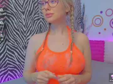 girl Scandalous Cam Girls - Unleash Your Wild Side! with jennyshow