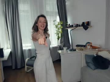 girl Scandalous Cam Girls - Unleash Your Wild Side! with _summer_wind_