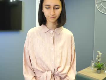 girl Scandalous Cam Girls - Unleash Your Wild Side! with dollybolling