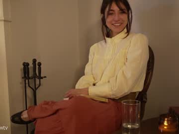 girl
        lizmreow cam image #2734