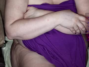 girl Scandalous Cam Girls - Unleash Your Wild Side! with soft_body