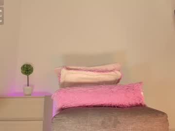 girl Scandalous Cam Girls - Unleash Your Wild Side! with sweetzara