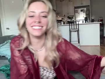 girl Scandalous Cam Girls - Unleash Your Wild Side! with lilysirenblue