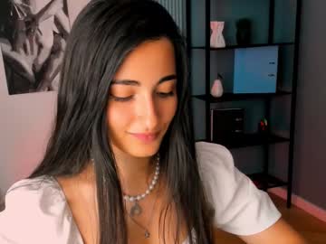 girl Scandalous Cam Girls - Unleash Your Wild Side! with margaretwilliamson