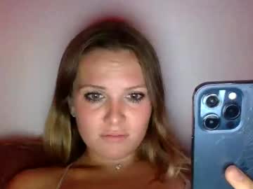 girl Scandalous Cam Girls - Unleash Your Wild Side! with laurascottxoxo