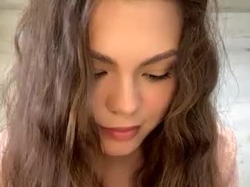 girl
        jodeesolarz cam image #21901