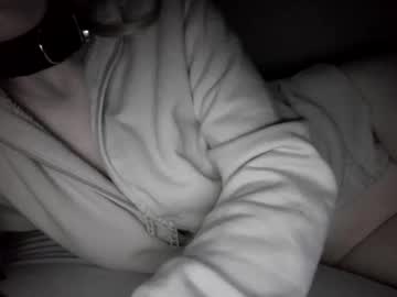 girl Scandalous Cam Girls - Unleash Your Wild Side! with missflood