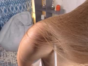 girl Scandalous Cam Girls - Unleash Your Wild Side! with anika_heir