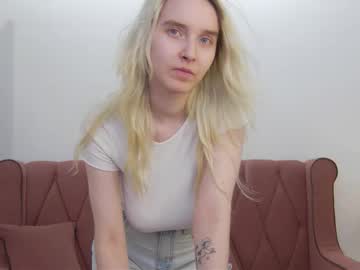 girl Scandalous Cam Girls - Unleash Your Wild Side! with ashly_cherry