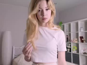 girl
        wendy_cutiex cam image #16987