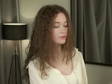 girl Scandalous Cam Girls - Unleash Your Wild Side! with cwendenmark