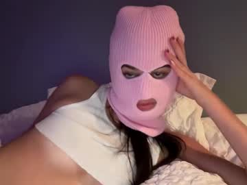 girl
        blushbandits cam image #12114