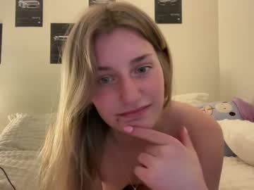girl Scandalous Cam Girls - Unleash Your Wild Side! with itsizzybear