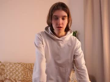 girl
        cinthiakrehbiel cam image #22626