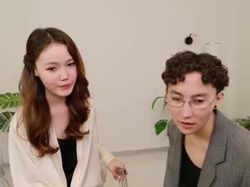 couple Scandalous Cam Girls - Unleash Your Wild Side! with pinktwinss