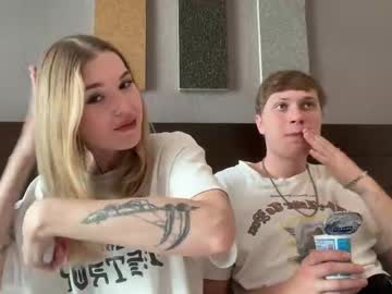 couple Scandalous Cam Girls - Unleash Your Wild Side! with pussymoneywet