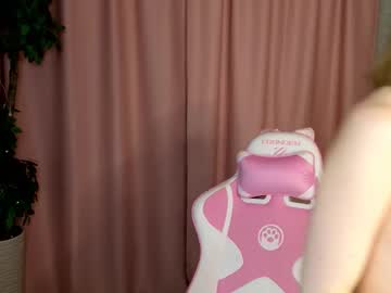 girl Scandalous Cam Girls - Unleash Your Wild Side! with kendilandy_