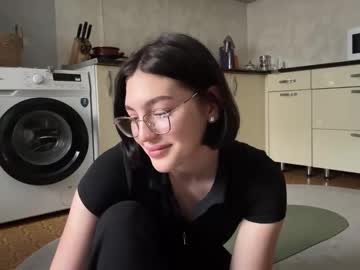 girl Scandalous Cam Girls - Unleash Your Wild Side! with hollisguerrette