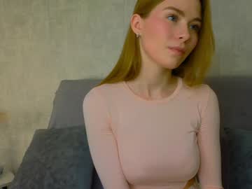 girl
        madewithloveincz cam image #7442