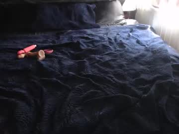 couple Scandalous Cam Girls - Unleash Your Wild Side! with gloryholequeen