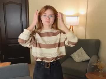 girl Scandalous Cam Girls - Unleash Your Wild Side! with robert_richardss