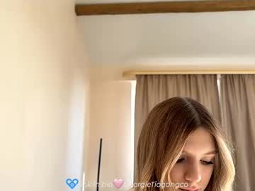 girl
        chloe_show cam image #18789