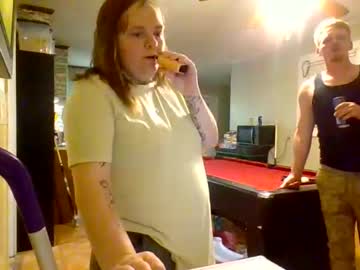 couple
        mysterygal0901 cam image #11011