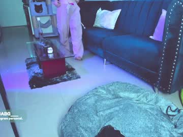 couple Scandalous Cam Girls - Unleash Your Wild Side! with _baterchatur