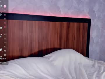 girl Scandalous Cam Girls - Unleash Your Wild Side! with shyly_moon