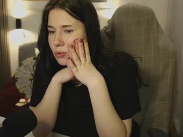 girl Scandalous Cam Girls - Unleash Your Wild Side! with girl_u_never_met