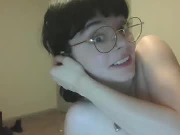 couple
        pix1egf cam image #18673