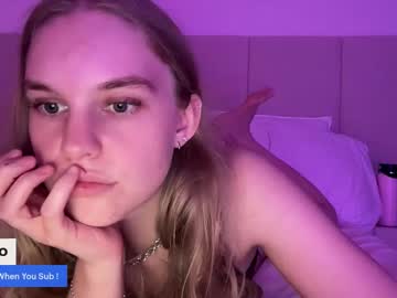 girl Scandalous Cam Girls - Unleash Your Wild Side! with lolallie