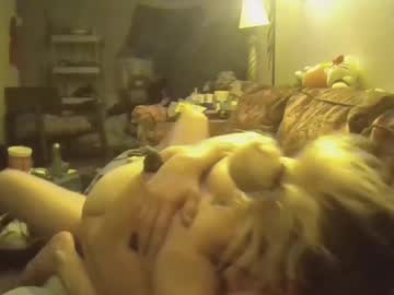 couple
        pristine_pussy_bomb_dotcum cam image #13039