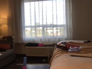 couple Scandalous Cam Girls - Unleash Your Wild Side! with xcalveemolly