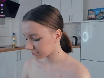 girl Scandalous Cam Girls - Unleash Your Wild Side! with sweeet_candyy