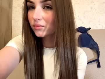 girl Scandalous Cam Girls - Unleash Your Wild Side! with meridethvilca