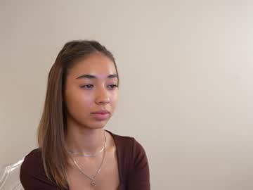 girl Scandalous Cam Girls - Unleash Your Wild Side! with y_a_s_m_i_n_a