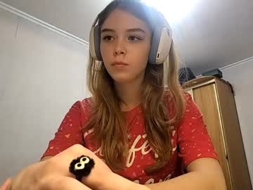 girl Scandalous Cam Girls - Unleash Your Wild Side! with lateshastarnaud