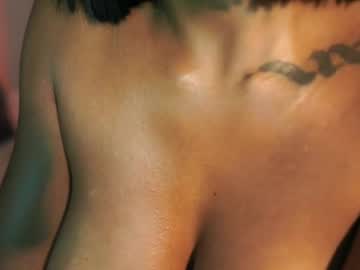 girl Scandalous Cam Girls - Unleash Your Wild Side! with julietawinona