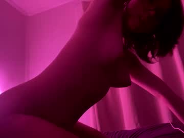 girl Scandalous Cam Girls - Unleash Your Wild Side! with molliefurry