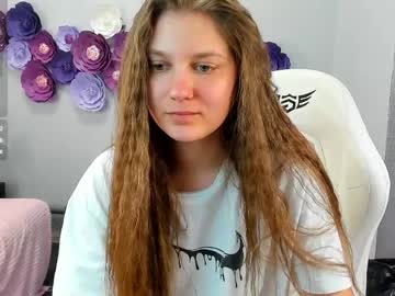 girl Scandalous Cam Girls - Unleash Your Wild Side! with tiny_girl_18