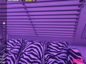 girl Scandalous Cam Girls - Unleash Your Wild Side! with skyeanette