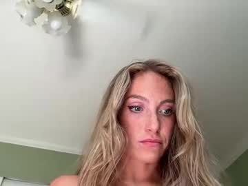 girl Scandalous Cam Girls - Unleash Your Wild Side! with pusselaine