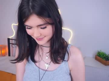 girl Scandalous Cam Girls - Unleash Your Wild Side! with nellegrandner