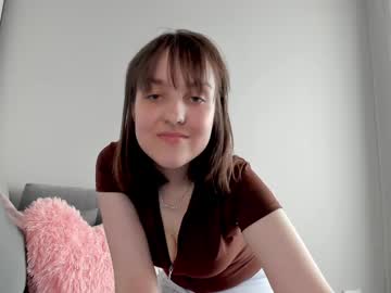 girl Scandalous Cam Girls - Unleash Your Wild Side! with saphirree