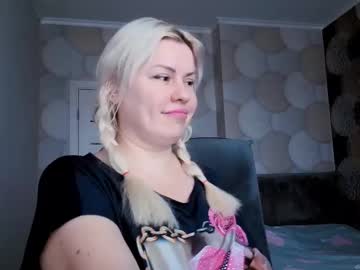 girl
        natussika cam image #10587